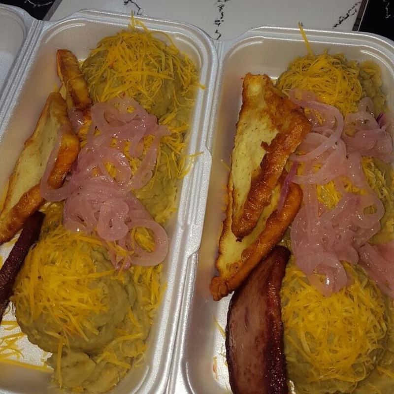 Full Dominican Breakfast