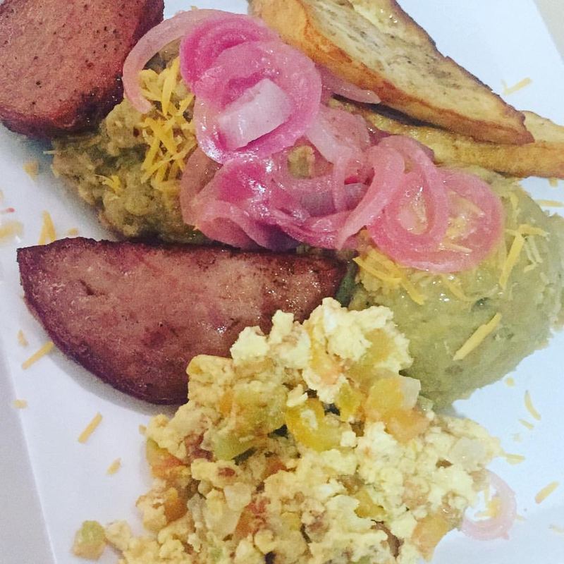 Mangú con Los Tres Golpes
